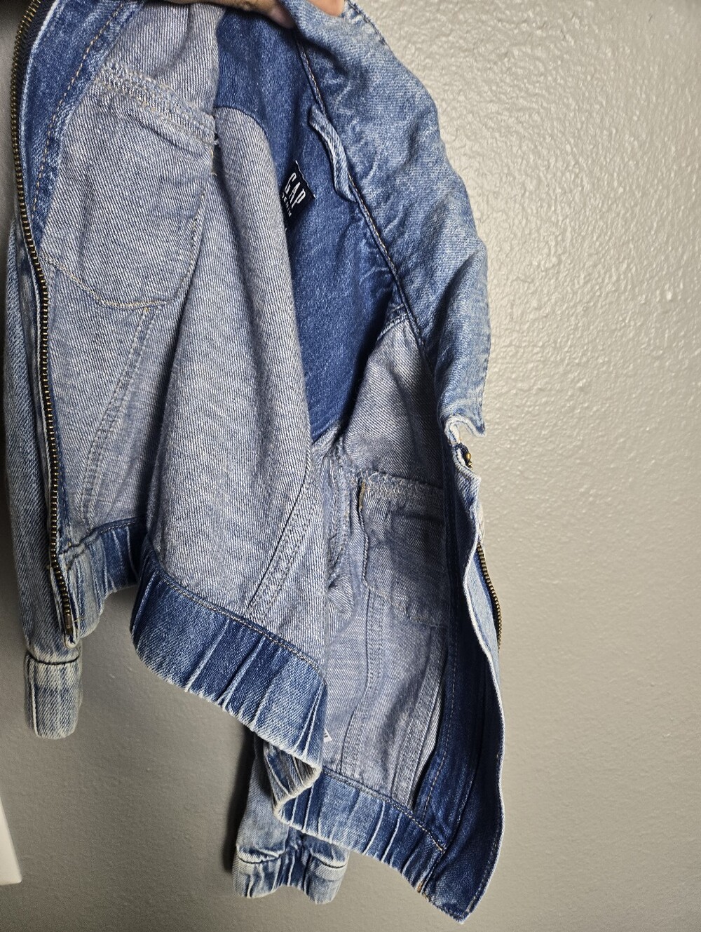 Gap Fall 2024 Iconic Bomber Denim Jacket Size 5 - Picture 11 of 14